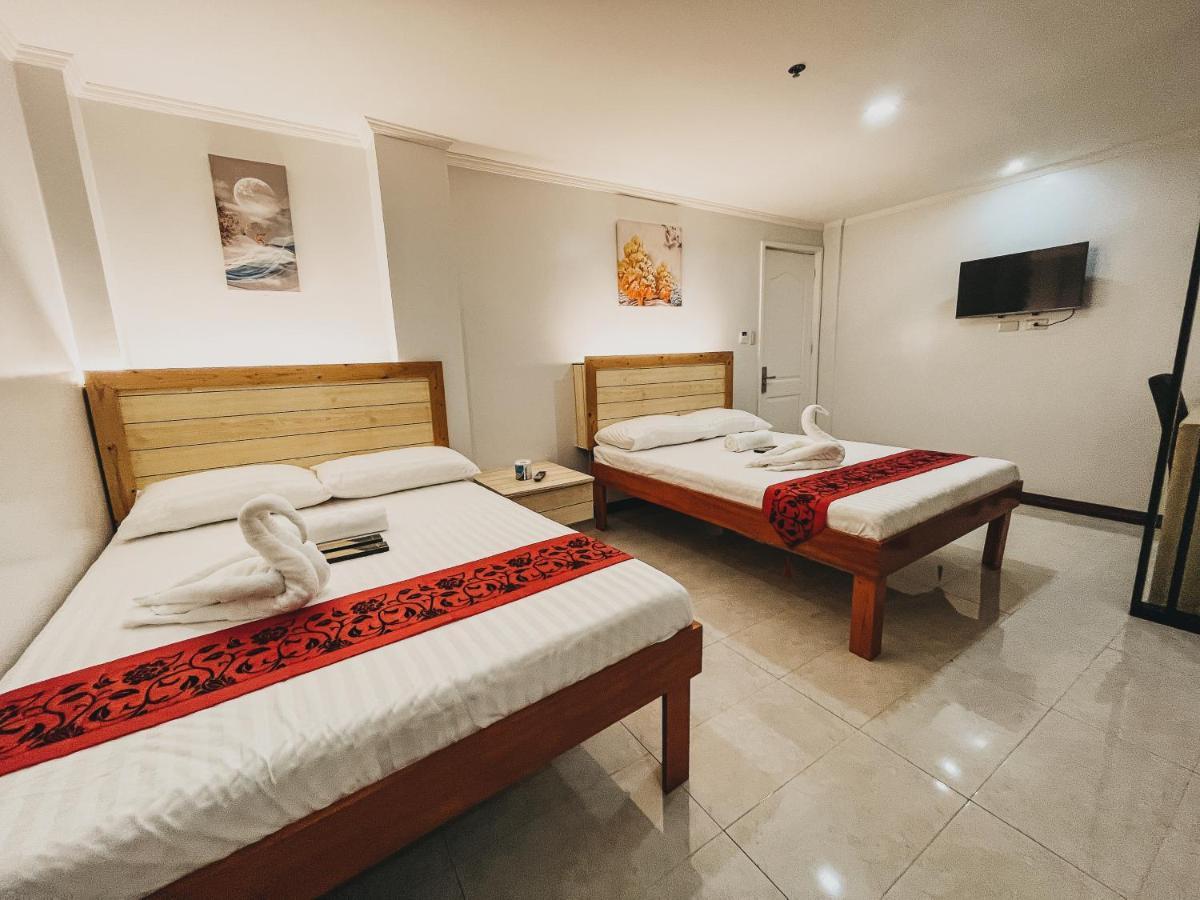 La Choeben Suites Calbayog Exteriör bild