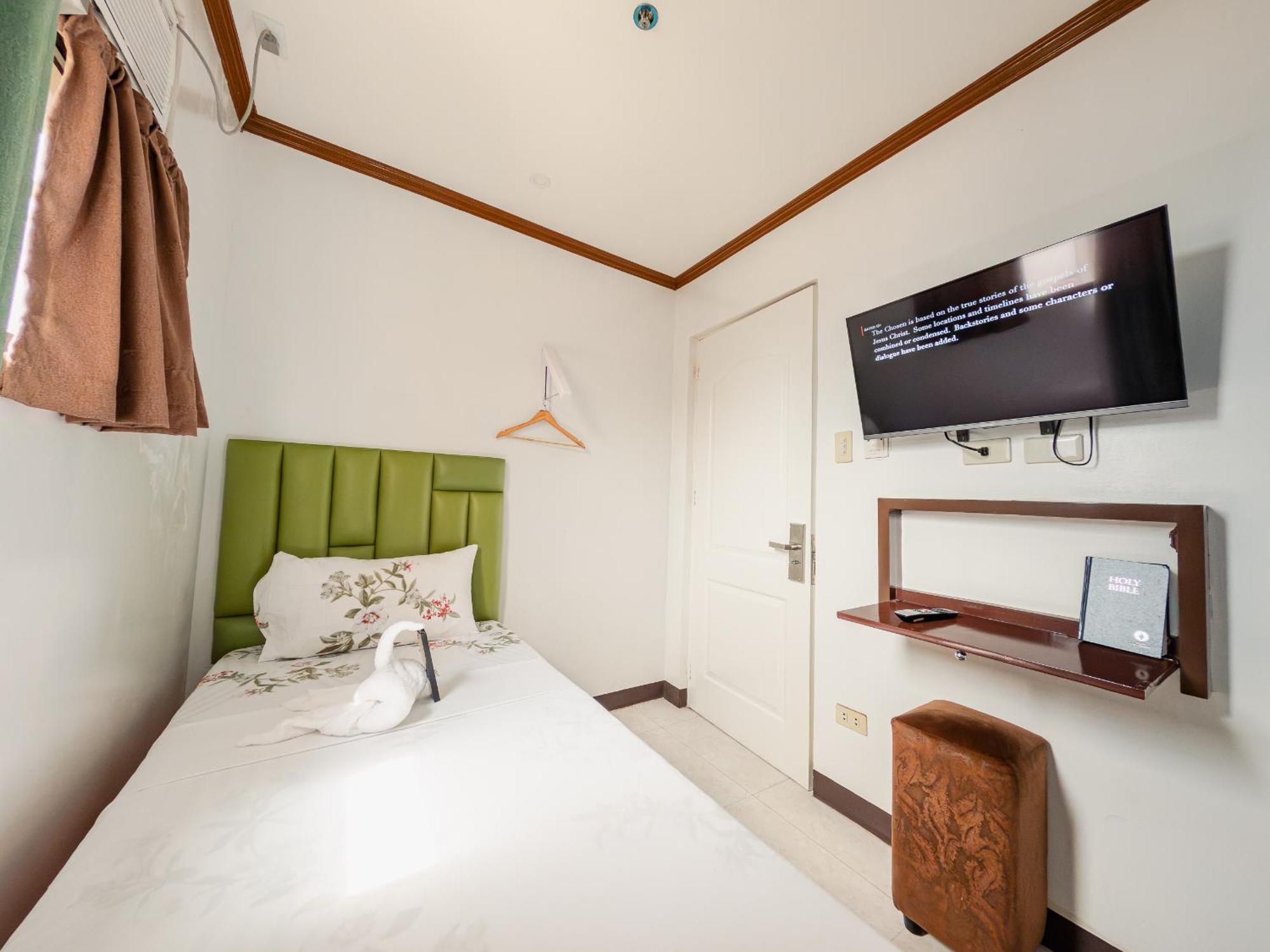 La Choeben Suites Calbayog Exteriör bild